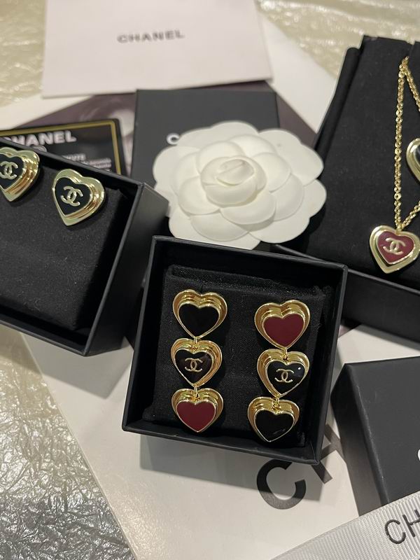 Chanel  Earring 04yxs483 (2)
