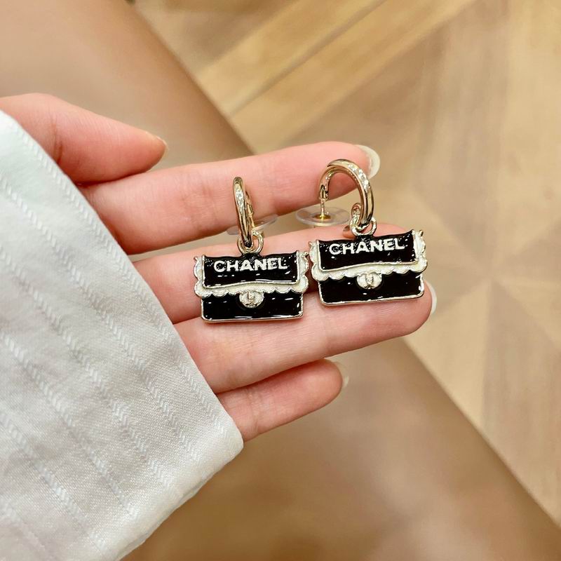 Chanel  Earring 04yxs495 (2)