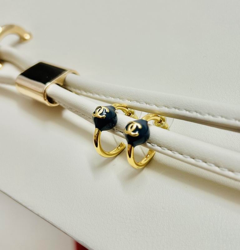 Chanel  Earring 04yxs500 (2)