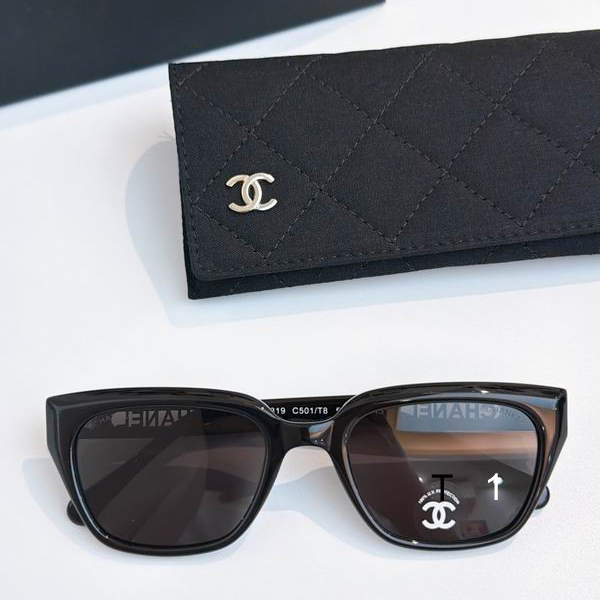 Chanel 6819 54-22-145 a01