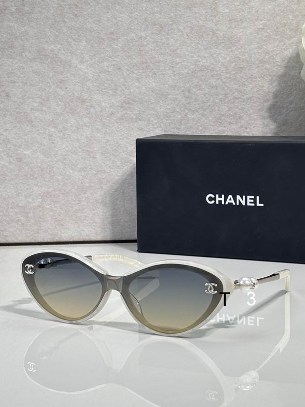 Chanel A95101 56 18-145 c06