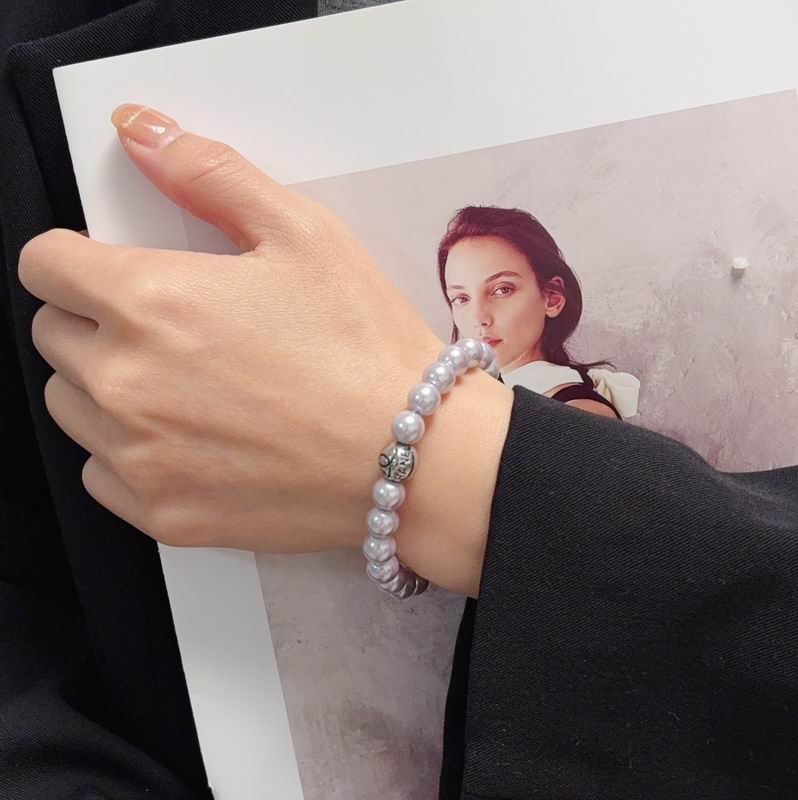 Chanel Bracelet 04yxs04 (9)