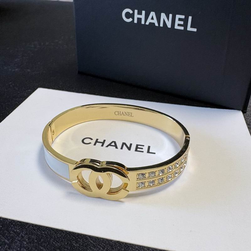 Chanel Bracelet 04yxs100 (2)