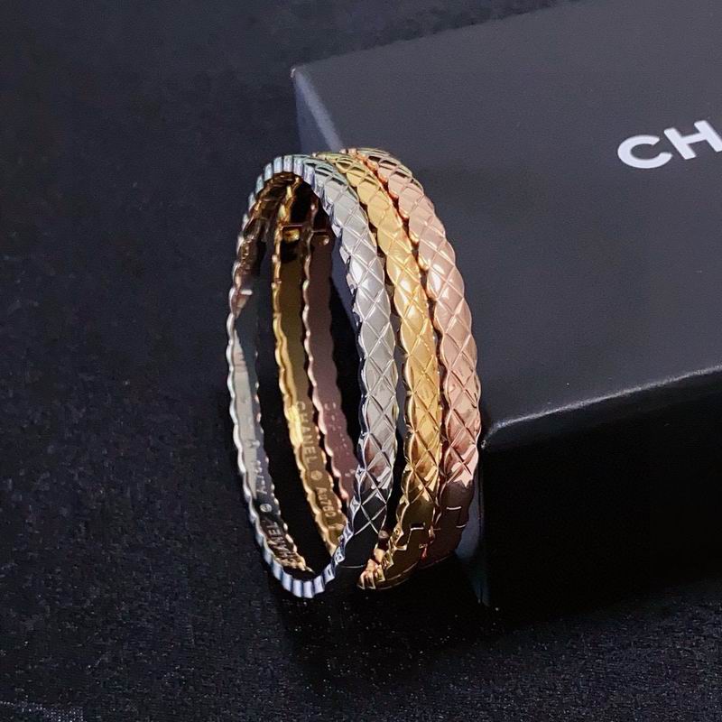 Chanel Bracelet 04yxs102 (7)