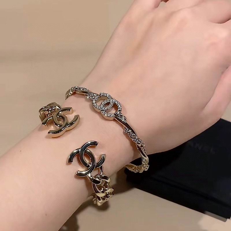 Chanel Bracelet 04yxs105 (2)