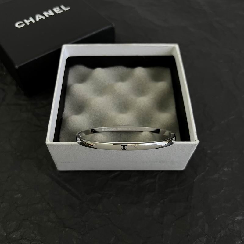 Chanel Bracelet 04yxs110 (2)