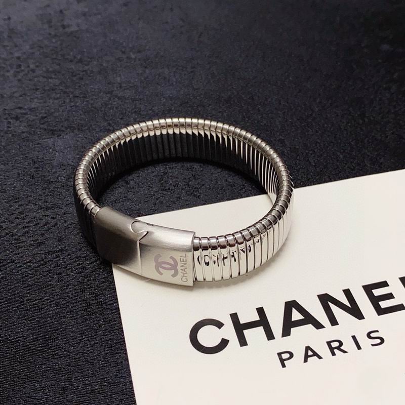 Chanel Bracelet 04yxs112 (6)