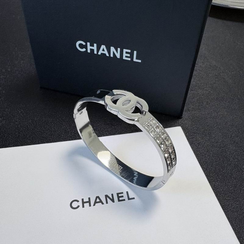 Chanel Bracelet 04yxs113 (15)