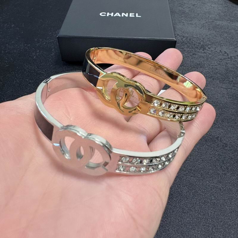 Chanel Bracelet 04yxs113 (16)