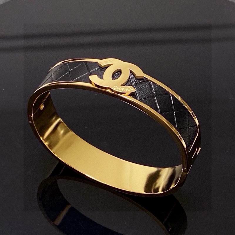 Chanel Bracelet 04yxs116 (1)