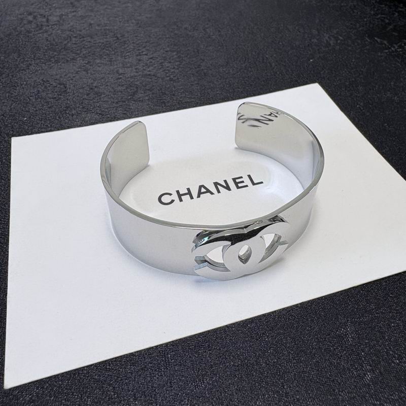 Chanel Bracelet 04yxs81 (8)