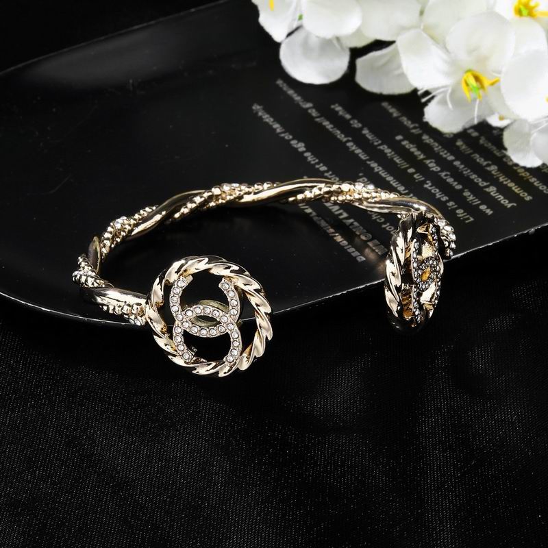 Chanel Bracelet 04yxs83 (7)