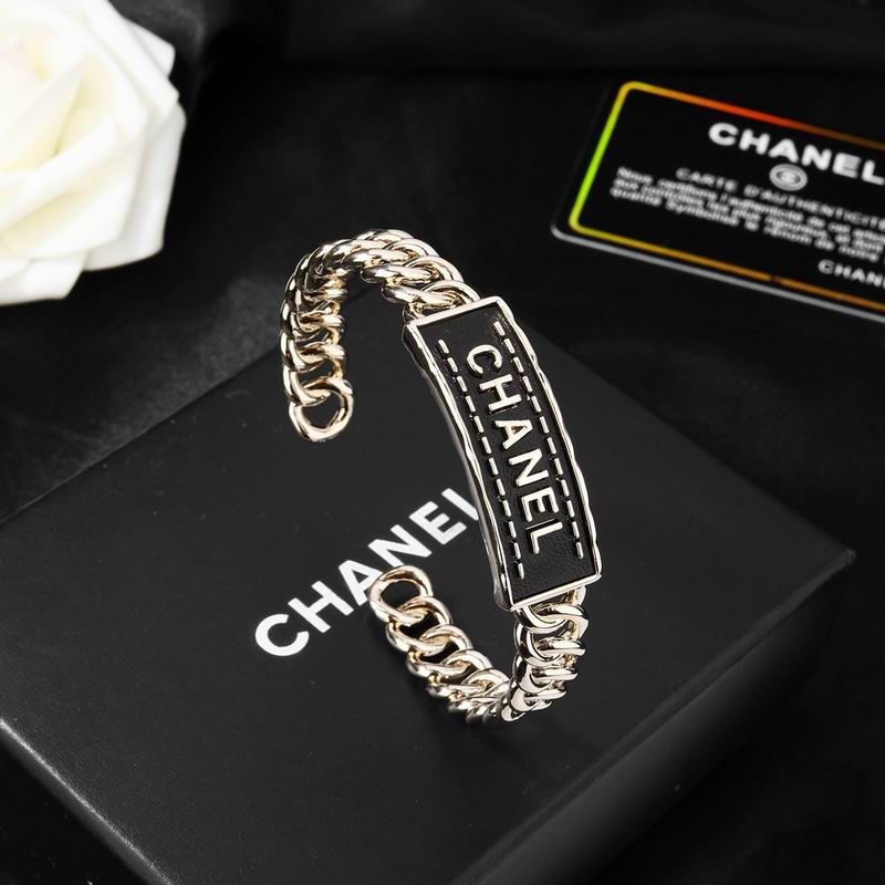 Chanel Bracelet 04yxs84 (1)