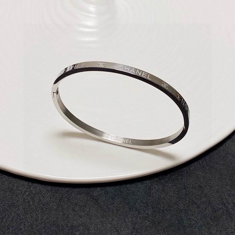 Chanel Bracelet 04yxs88 (2)