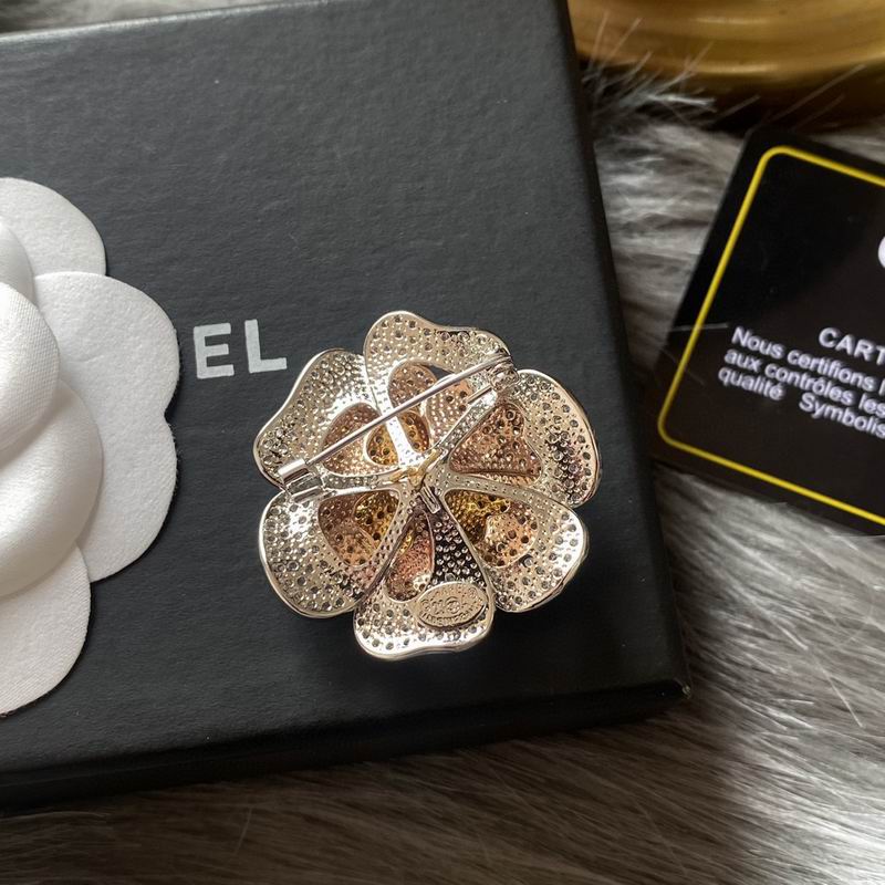Chanel Brooch 04yxs100 (4)