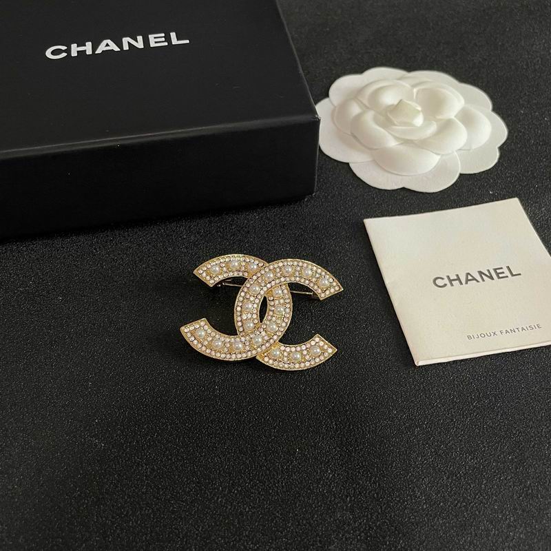 Chanel Brooch 04yxs103 (4)