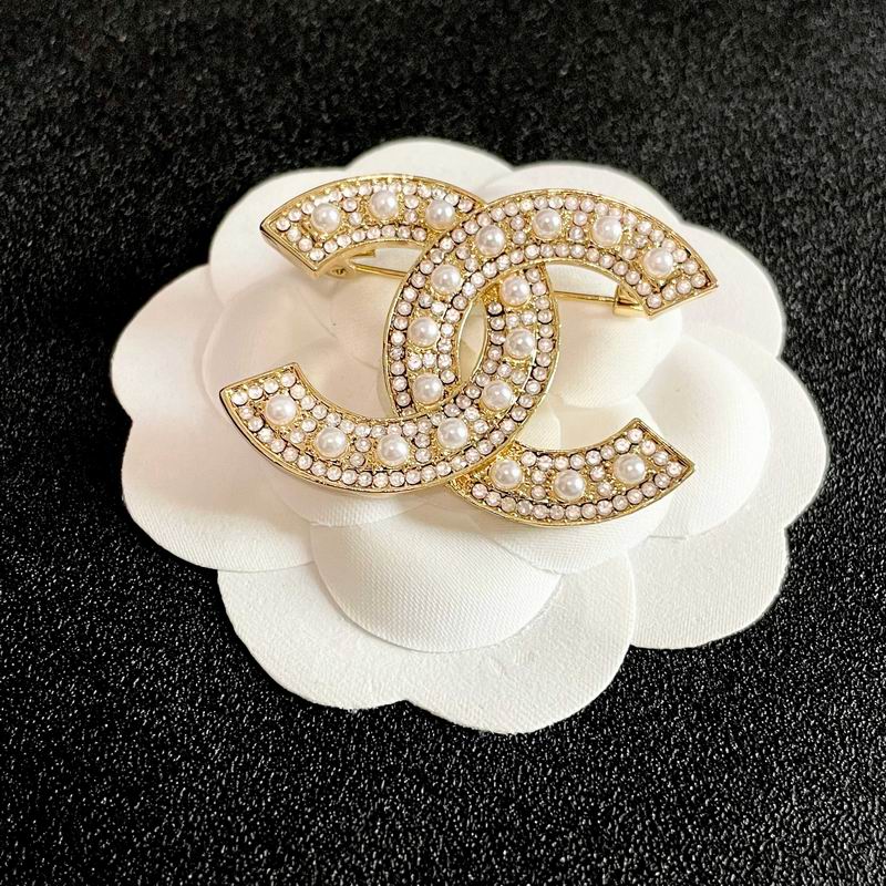 Chanel Brooch 04yxs103 (6)