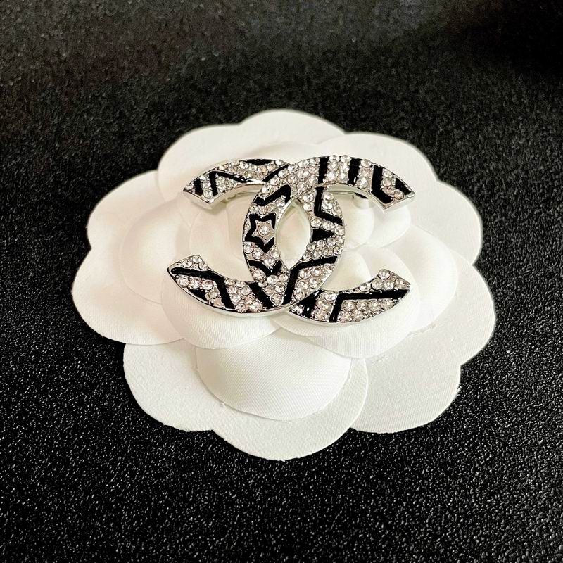 Chanel Brooch 04yxs104 (4)