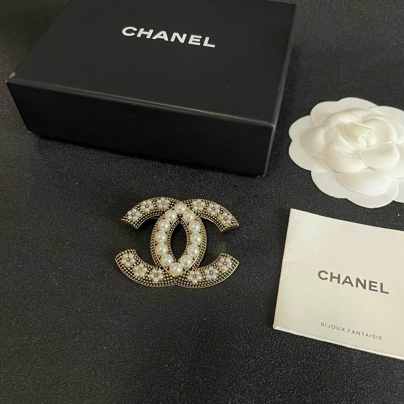 Chanel Brooch 04yxs105 (1)