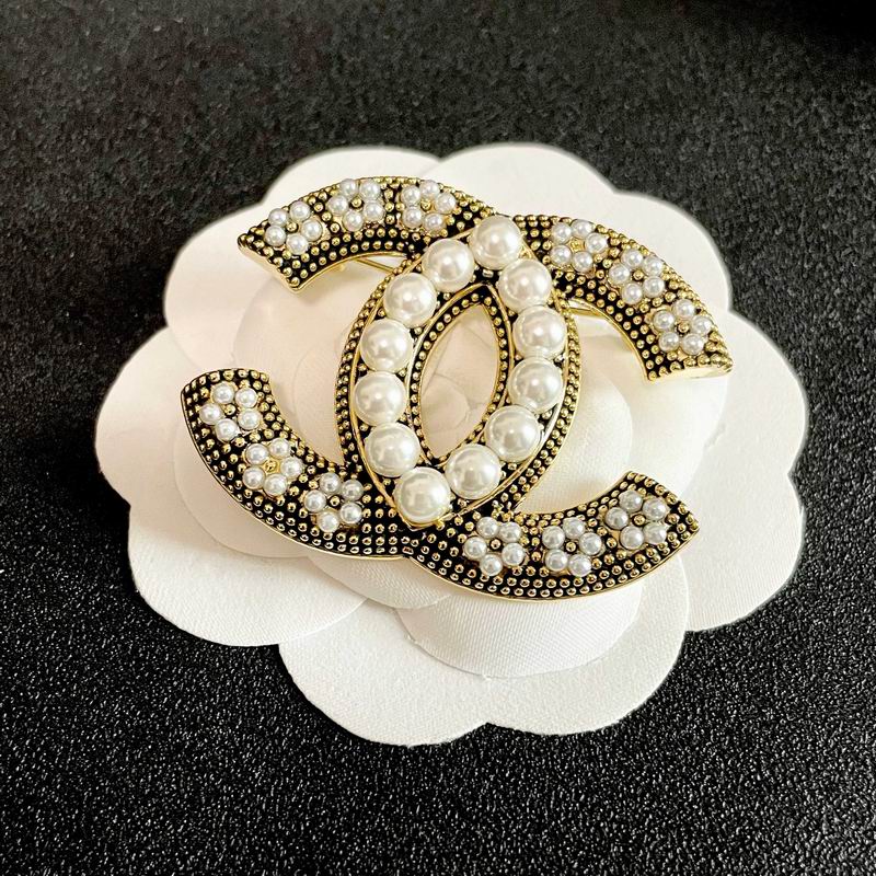 Chanel Brooch 04yxs105 (4)