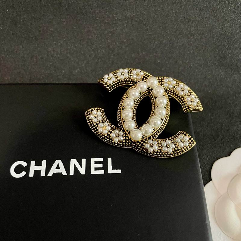 Chanel Brooch 04yxs105 (5)