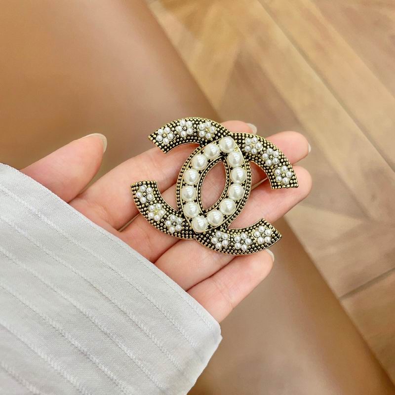 Chanel Brooch 04yxs105 (7)