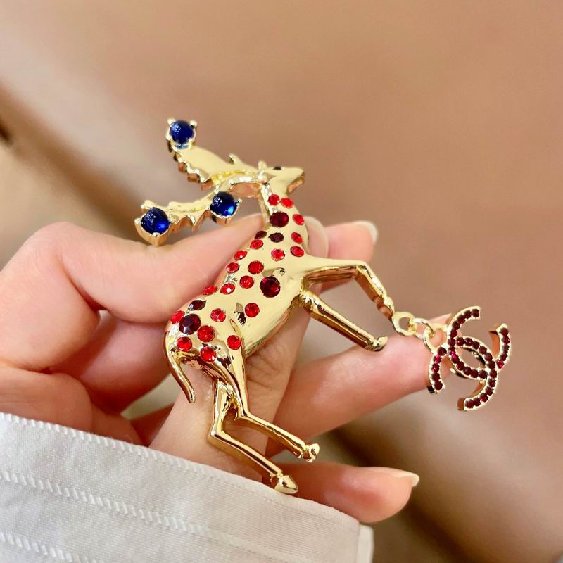 Chanel Brooch 04yxs110 (6)
