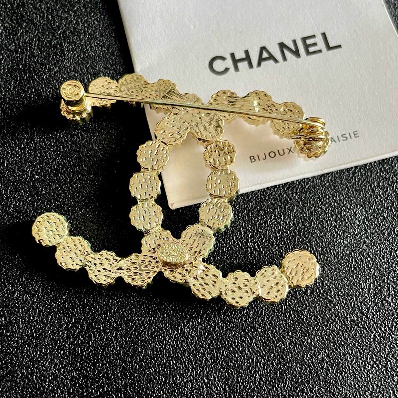 Chanel Brooch 04yxs111 (3)