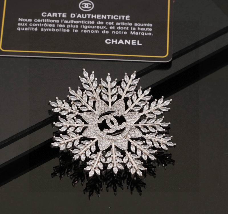 Chanel Brooch 04yxs112 (6)
