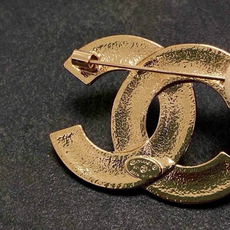 Chanel Brooch 04yxs114 (3)