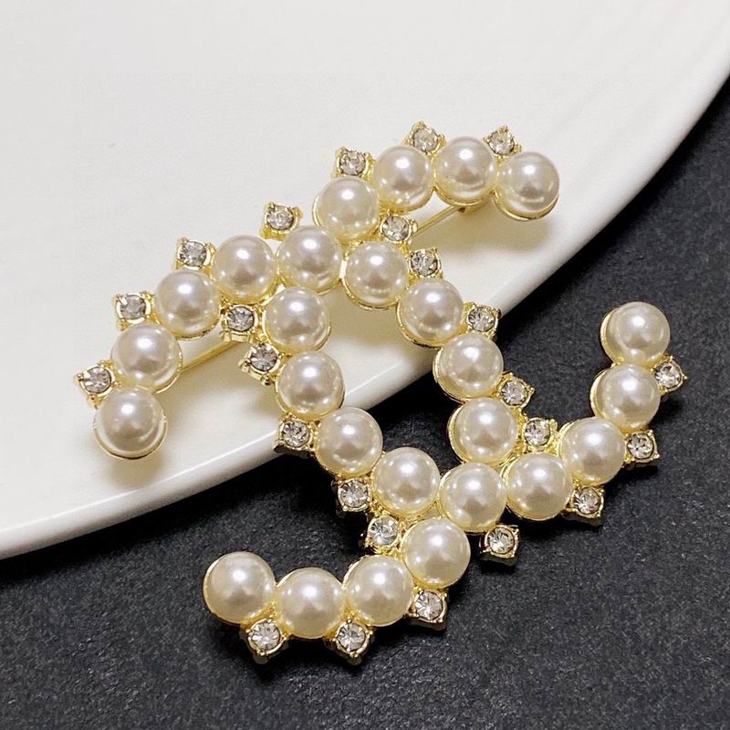 Chanel Brooch 04yxs115 (5)