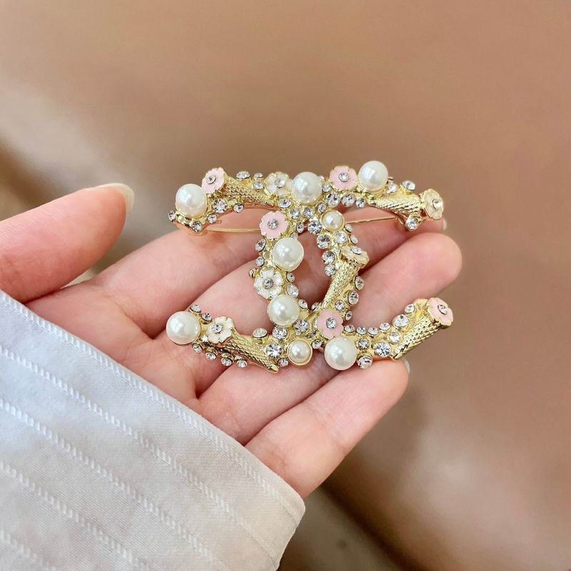 Chanel Brooch 04yxs117 (7)