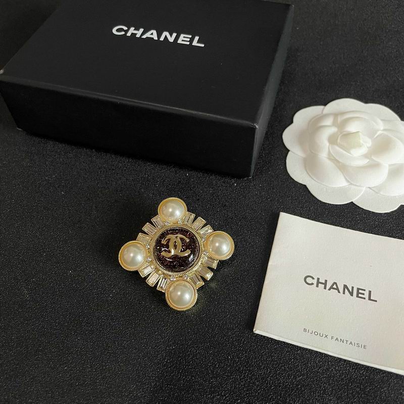 Chanel Brooch 04yxs118 (1)