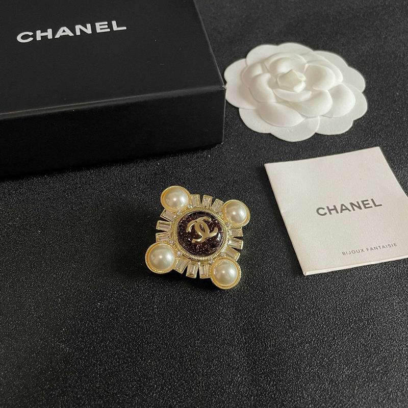 Chanel Brooch 04yxs118 (2)