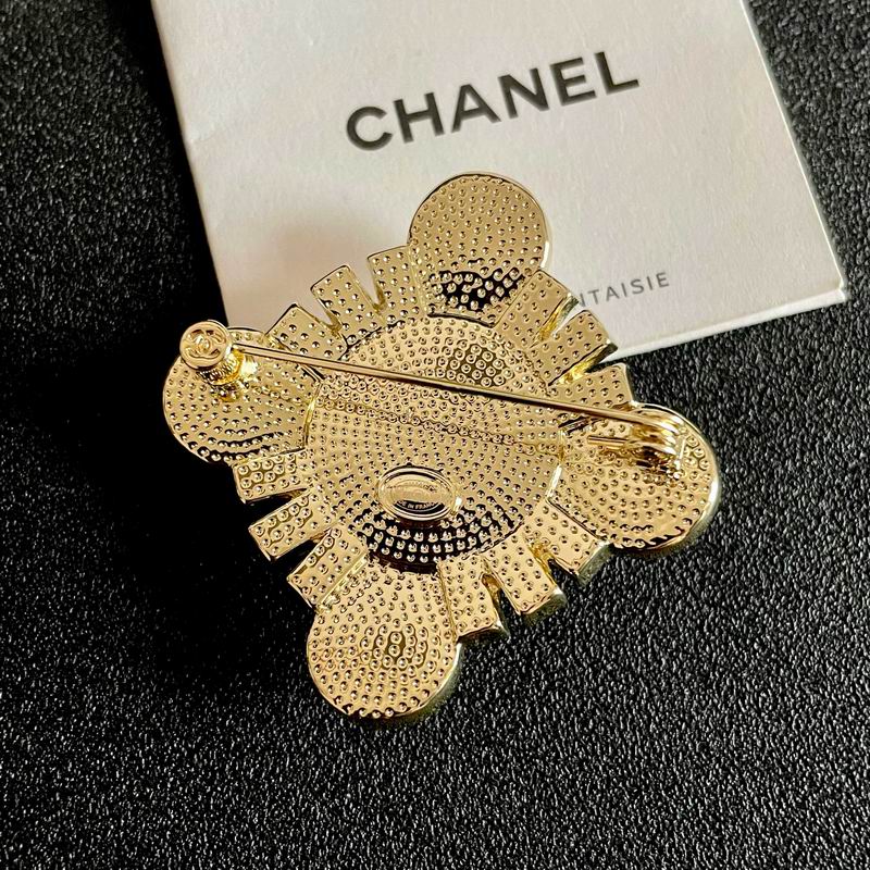 Chanel Brooch 04yxs118 (3)