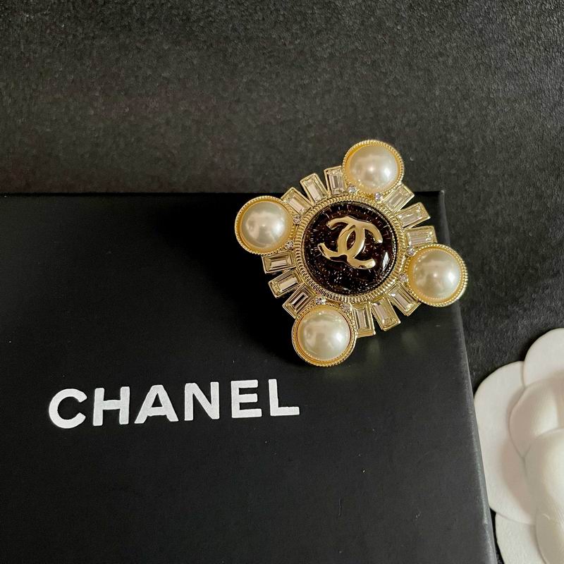 Chanel Brooch 04yxs118 (5)