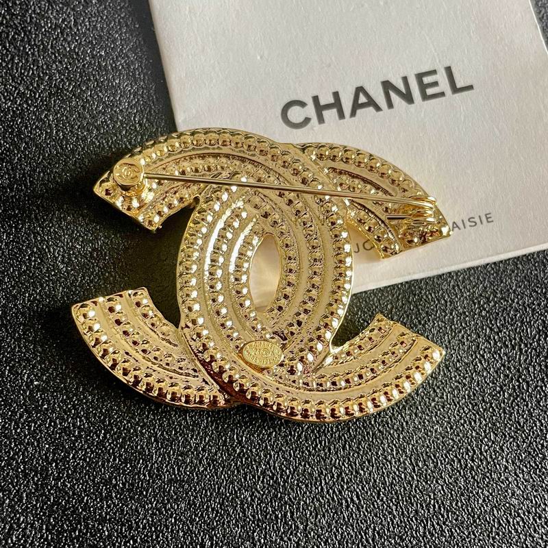 Chanel Brooch 04yxs121 (10)