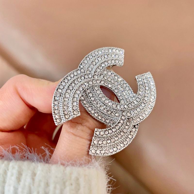 Chanel Brooch 04yxs121 (14)