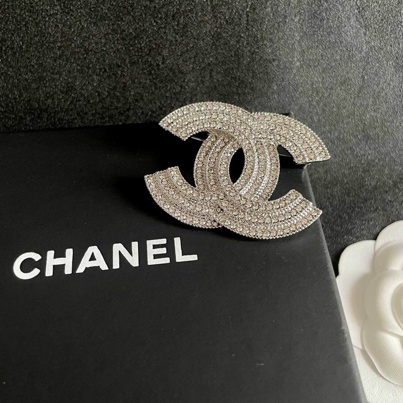 Chanel Brooch 04yxs121 (5)