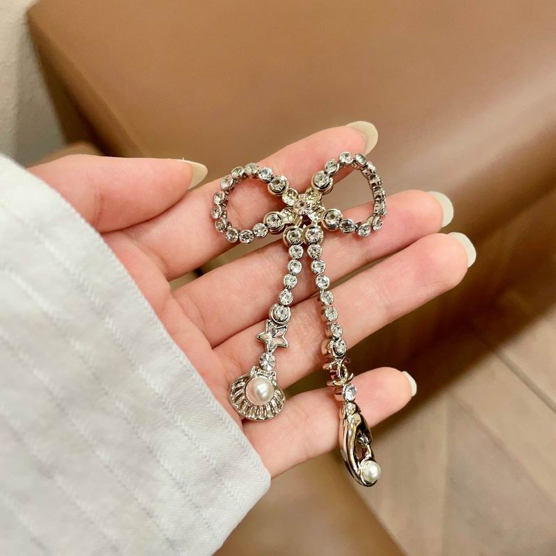 Chanel Brooch 04yxs122 (7)