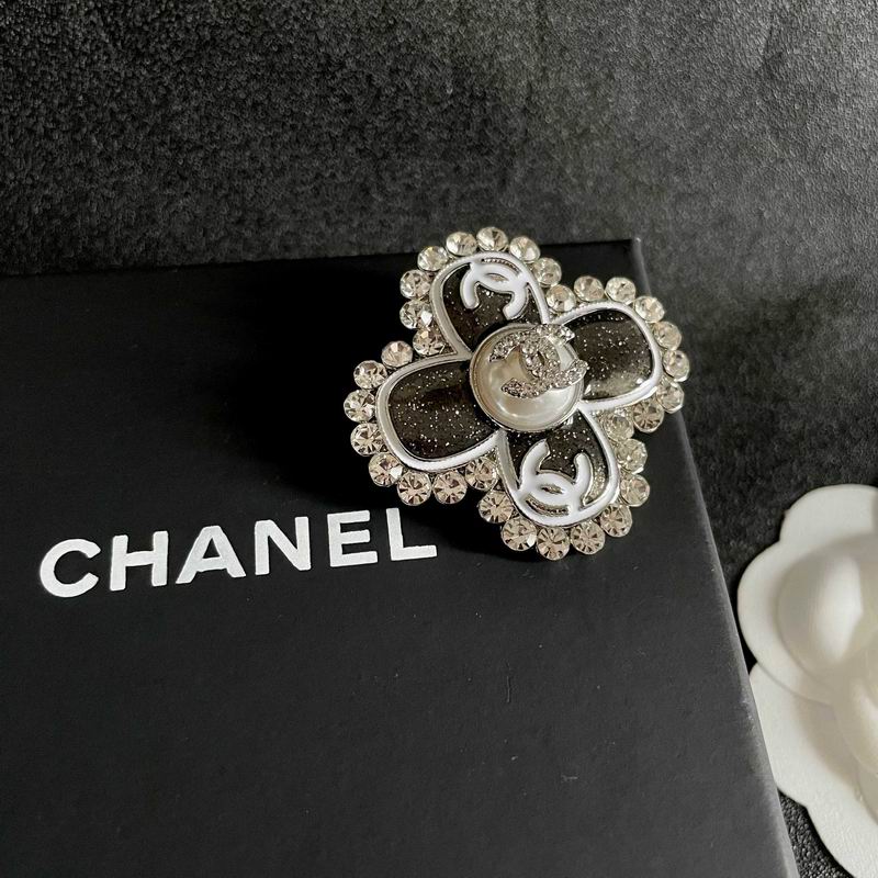 Chanel Brooch 04yxs123 (5)