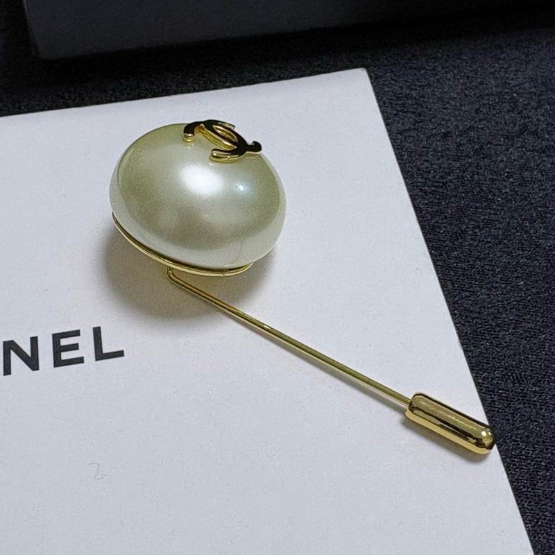 Chanel Brooch 04yxs127 (4)