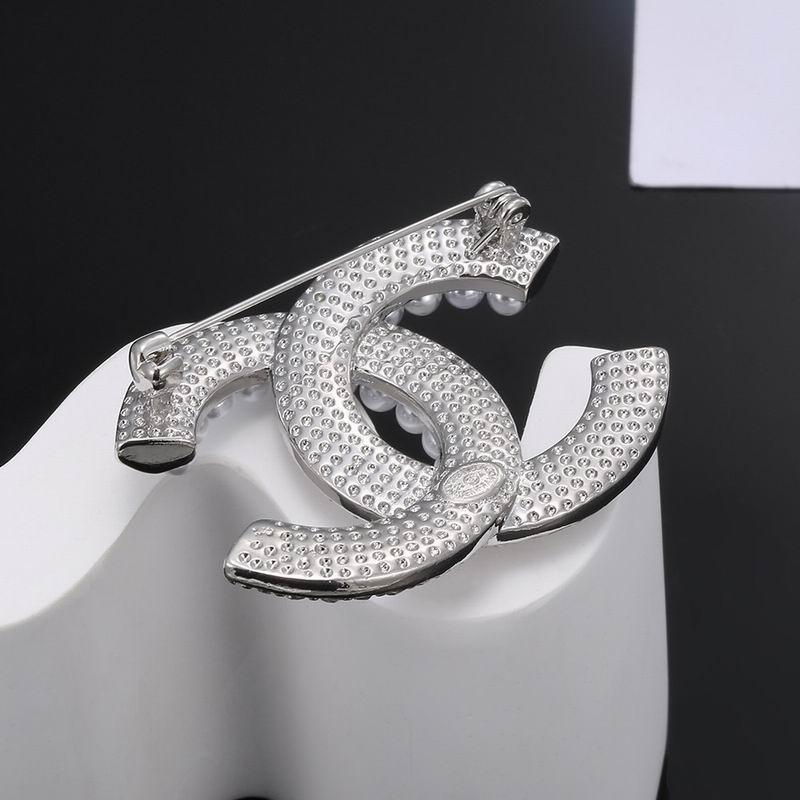 Chanel Brooch 04yxs128 (2)