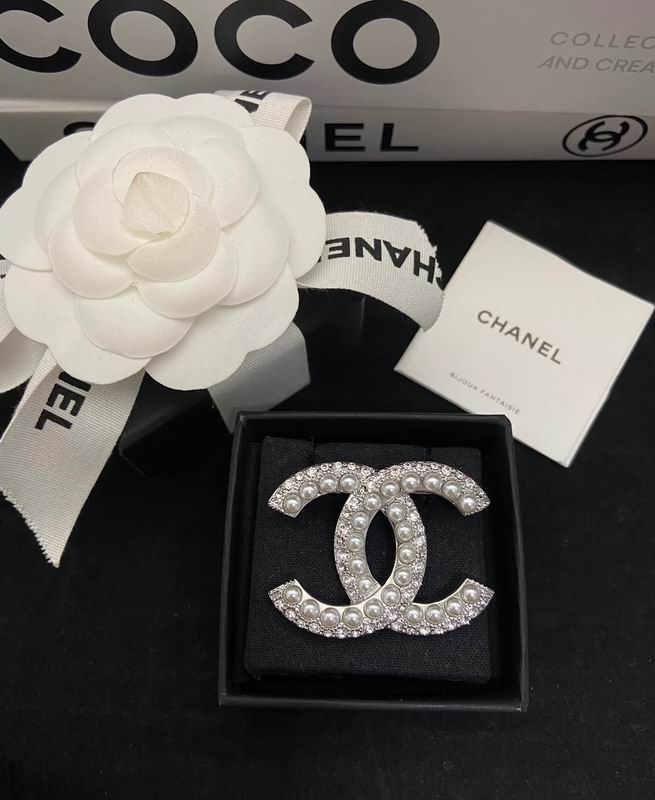 Chanel Brooch 04yxs128 (4)