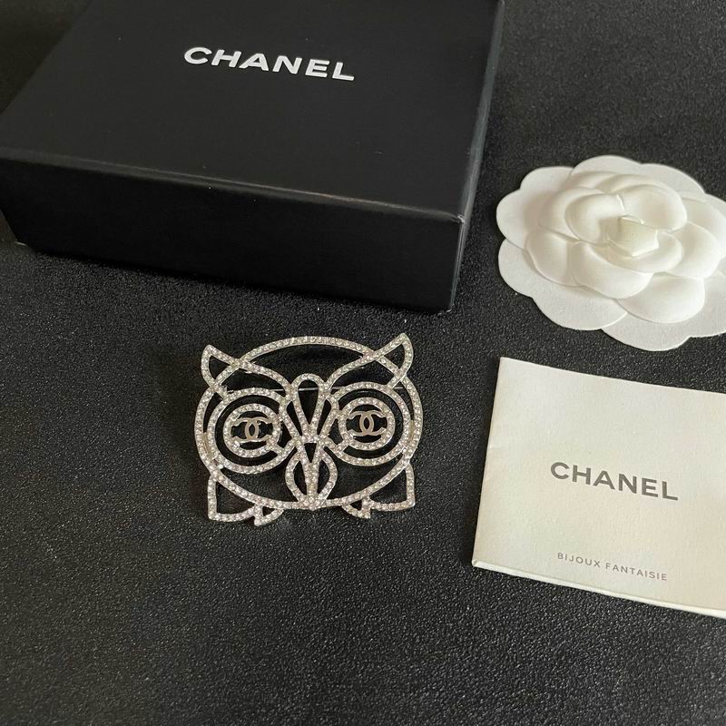 Chanel Brooch 04yxs130 (1)