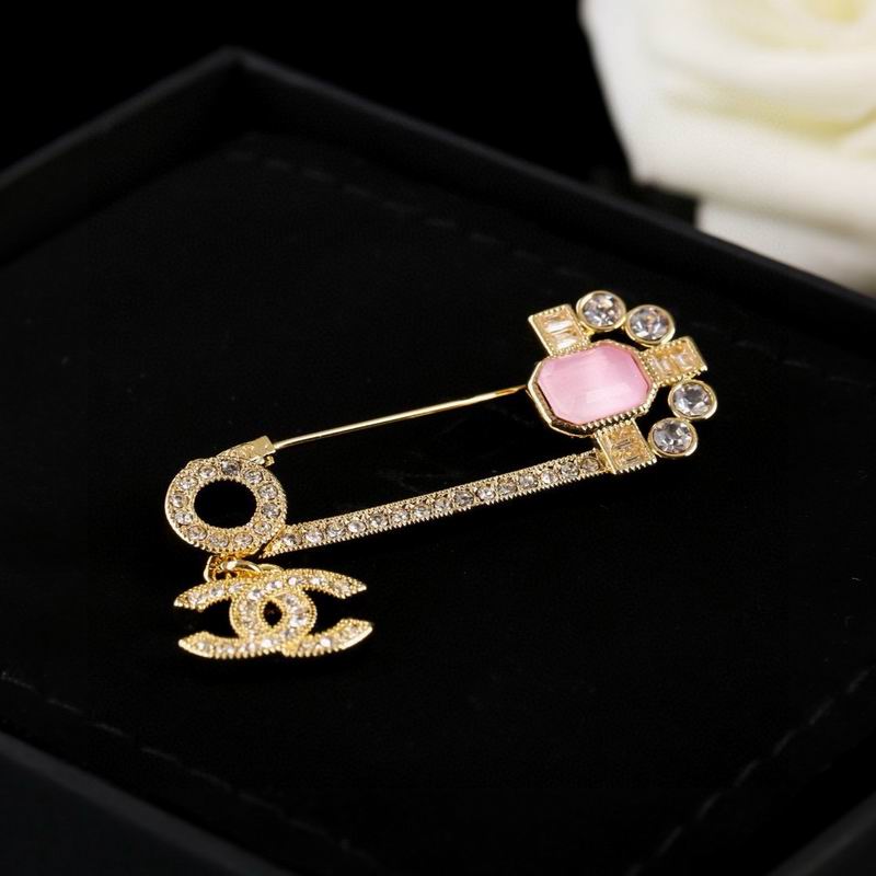 Chanel Brooch 04yxs132 (3)
