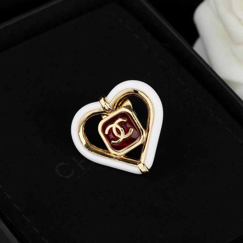 Chanel Brooch 04yxs136 (5)