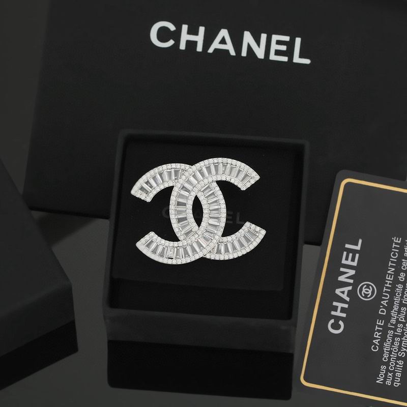 Chanel Brooch 04yxs139 (1)