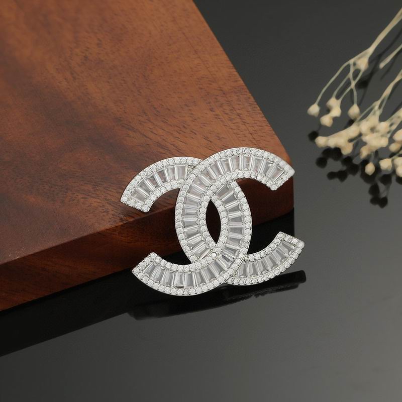 Chanel Brooch 04yxs139 (2)