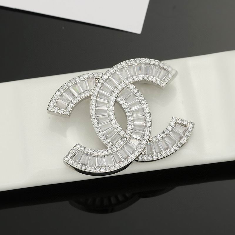 Chanel Brooch 04yxs139 (6)